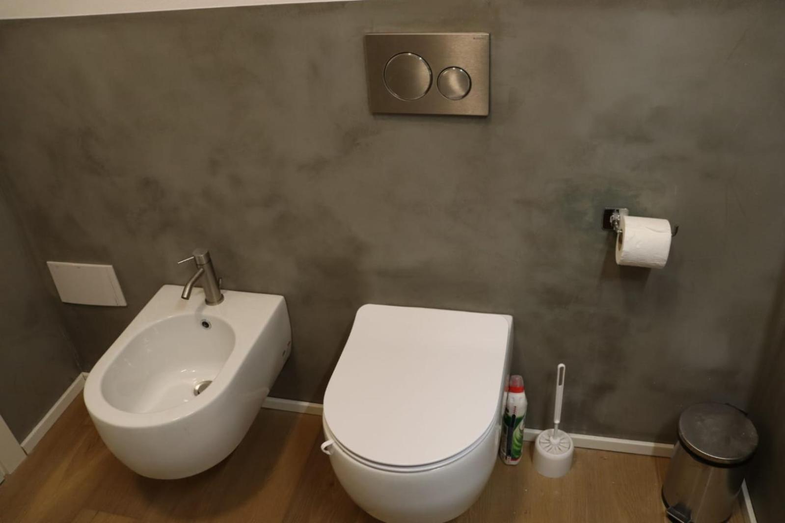 Little Apartment Over The Canal 볼로냐 외부 사진